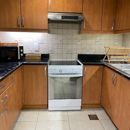 Metro Premium Location Spacious 2 Bedroom Apartment Right Next To The Metro Dubai Exterior foto