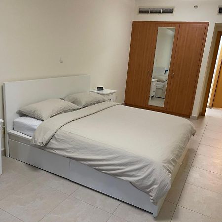 Metro Premium Location Spacious 2 Bedroom Apartment Right Next To The Metro Dubai Exterior foto
