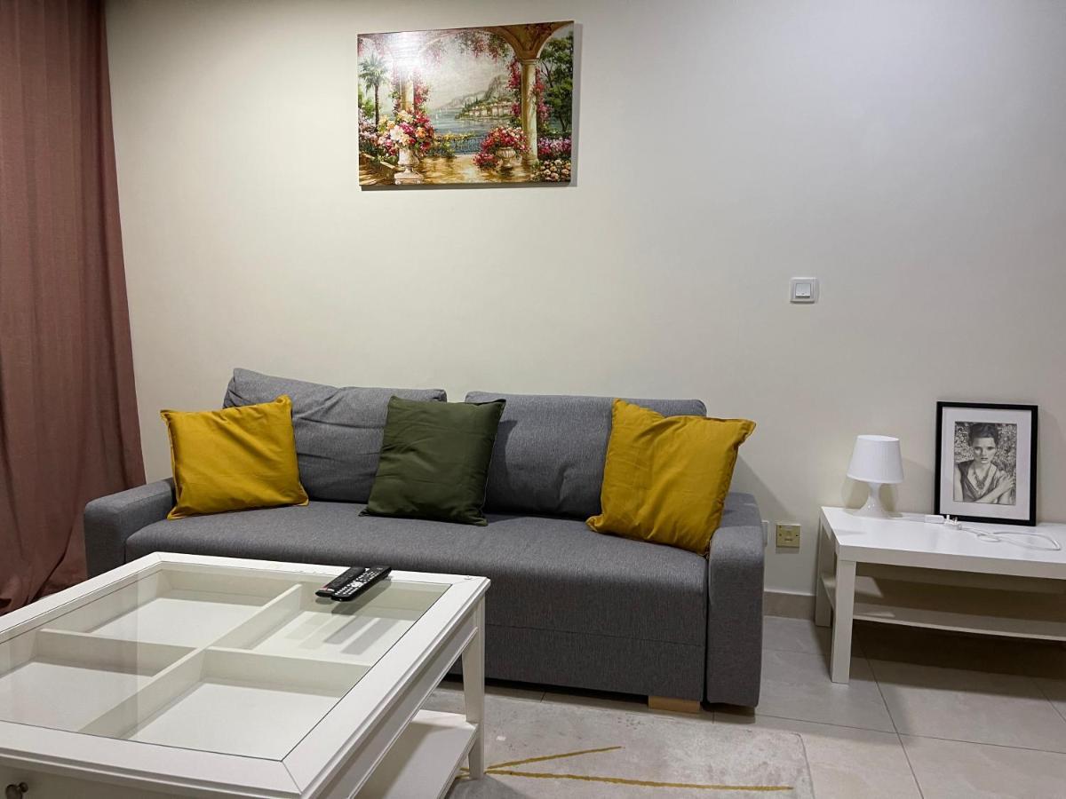 Metro Premium Location Spacious 2 Bedroom Apartment Right Next To The Metro Dubai Exterior foto